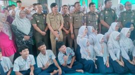Oplus_16909312